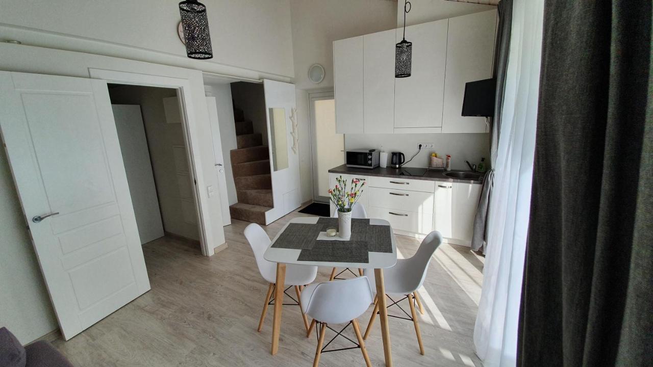 Berzelis Apartment พาลังกา ภายนอก รูปภาพ
