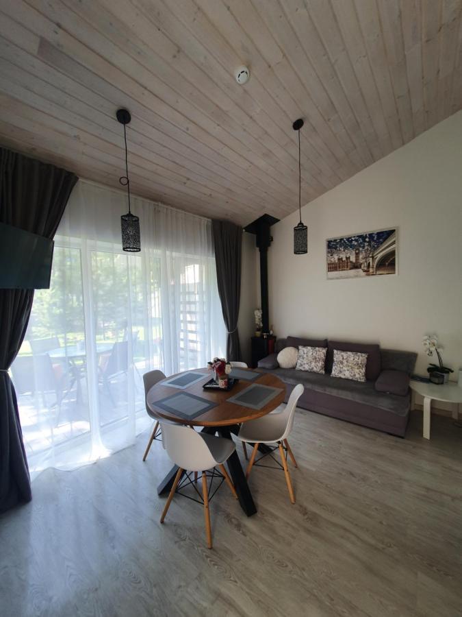 Berzelis Apartment พาลังกา ภายนอก รูปภาพ